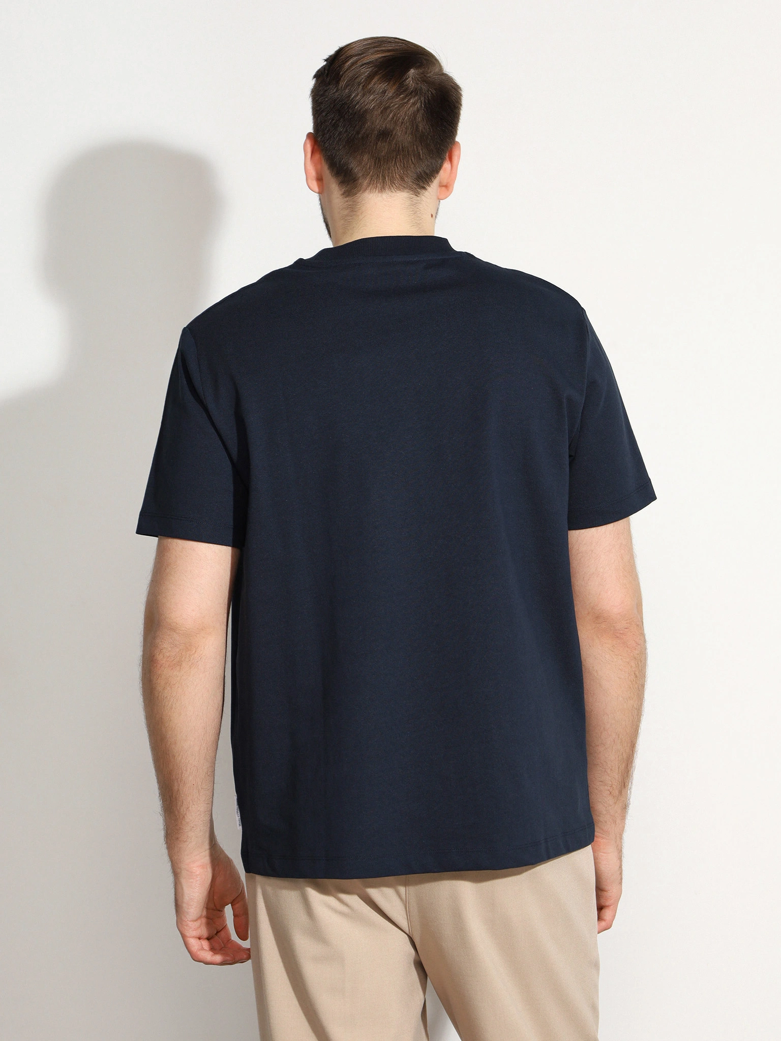 Футболка темно-синего цвета из хлопка